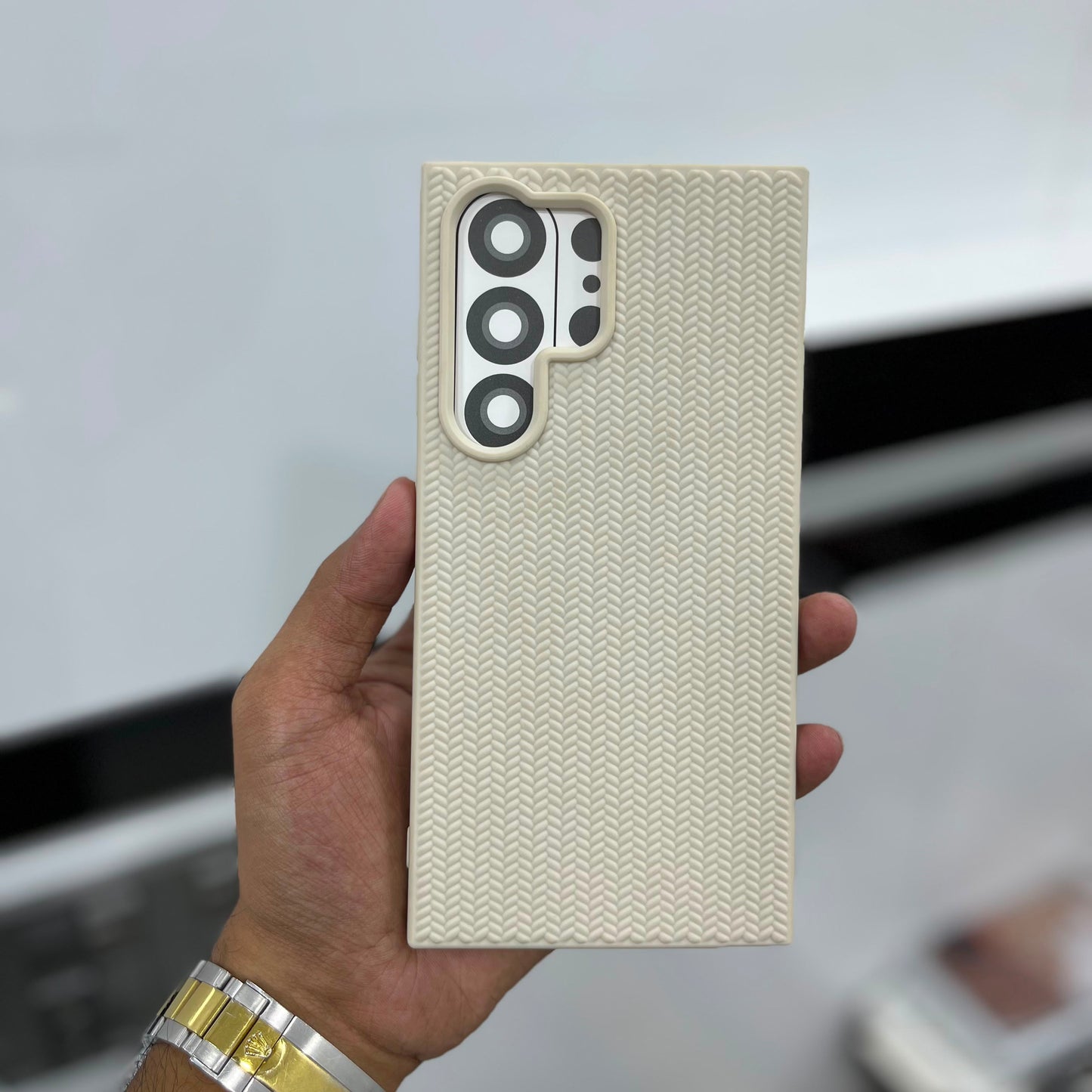 Knitted Pattern Matt Black Case